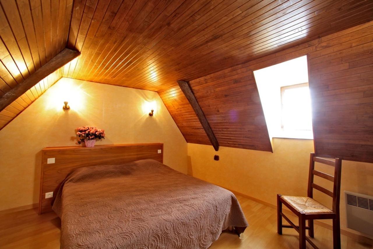 Combas Village De Gites Saint-Crépin-et-Carlucet Екстериор снимка