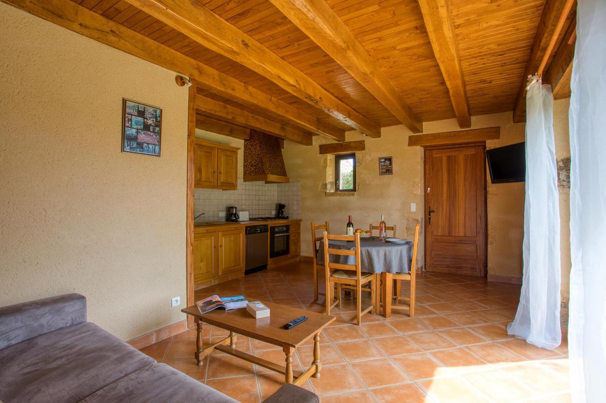 Combas Village De Gites Saint-Crépin-et-Carlucet Екстериор снимка