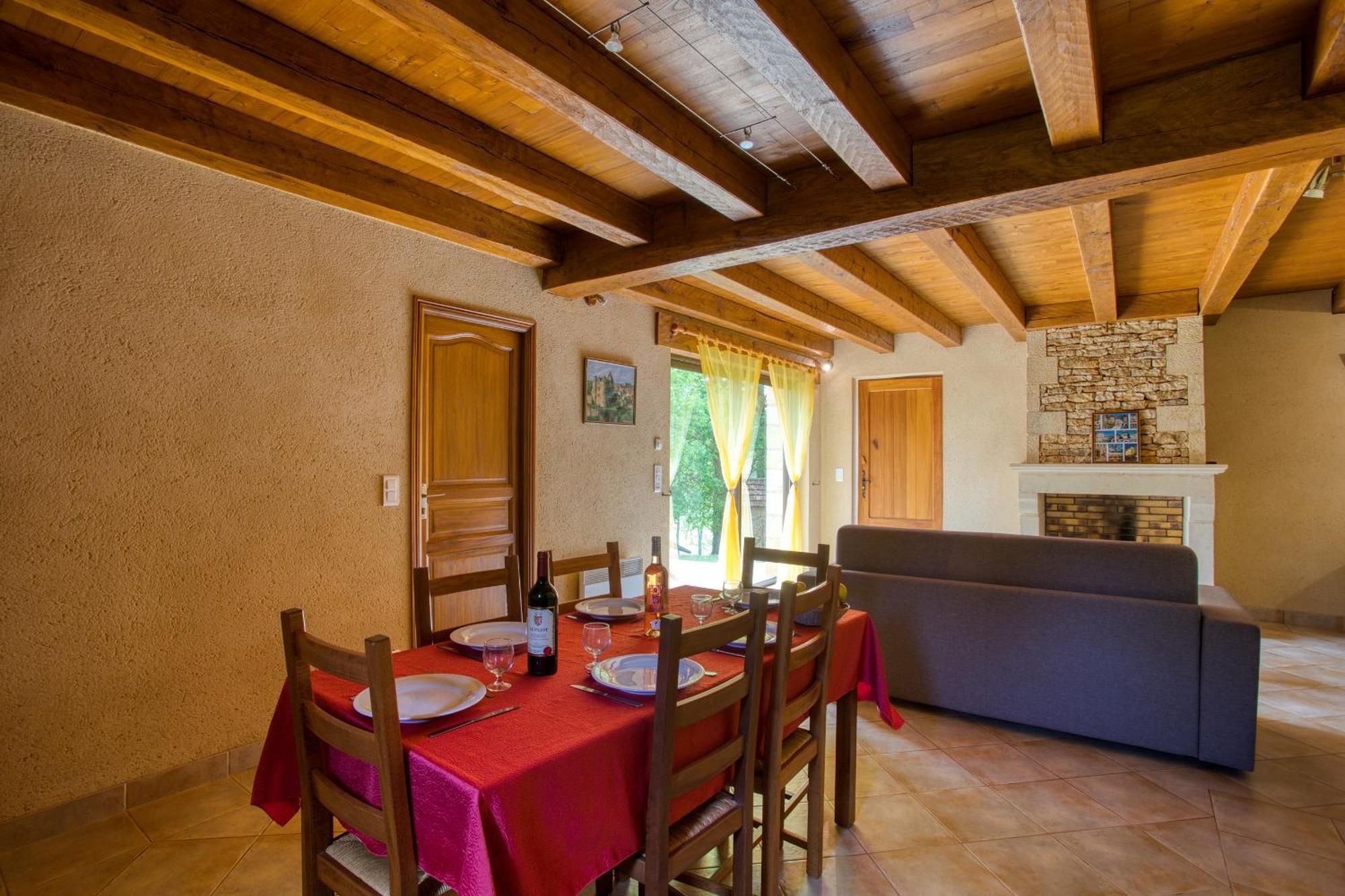 Combas Village De Gites Saint-Crépin-et-Carlucet Екстериор снимка