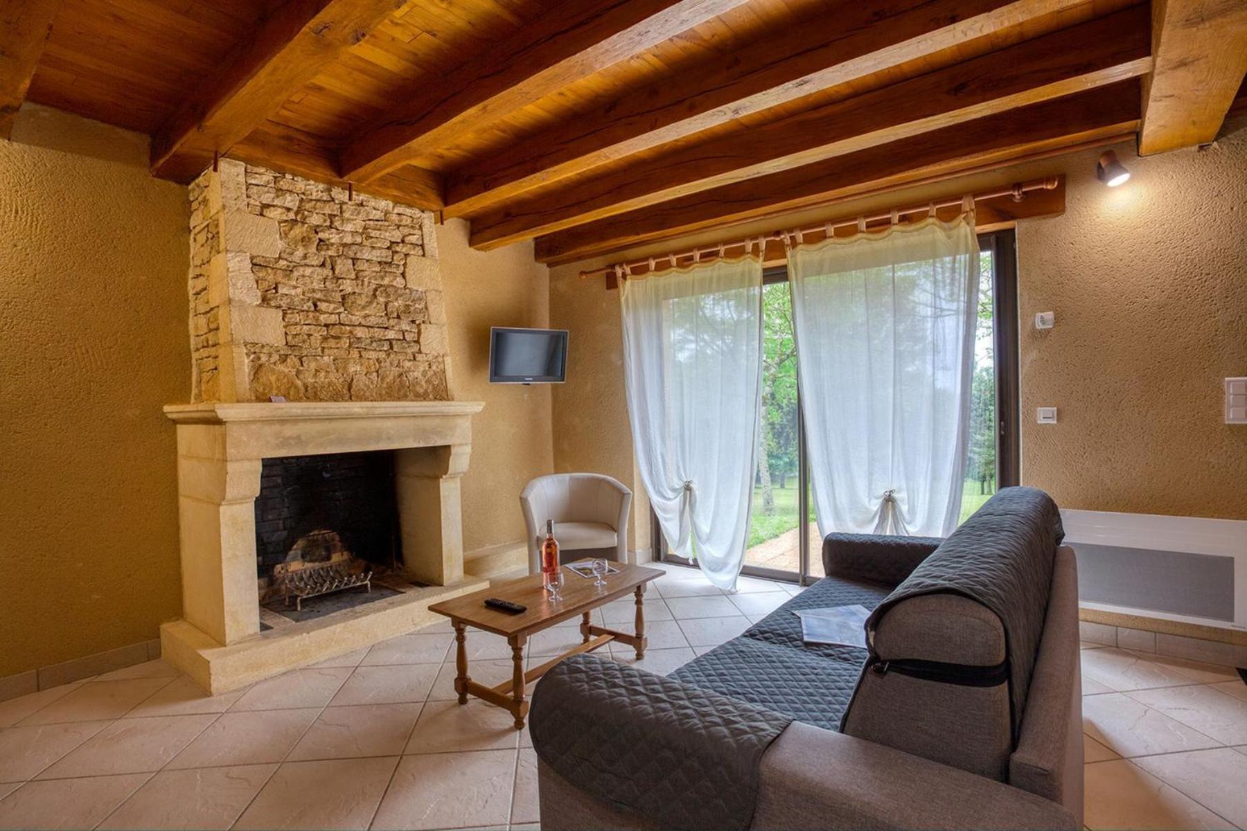 Combas Village De Gites Saint-Crépin-et-Carlucet Екстериор снимка